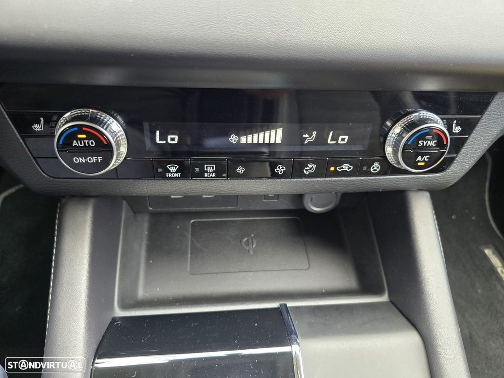 Mitsubishi Outlander 2.4 PHEV Intense - 22
