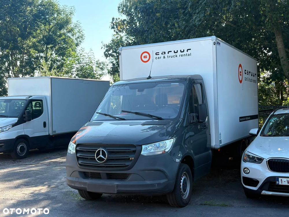 Mercedes-Benz Sprinter - 1