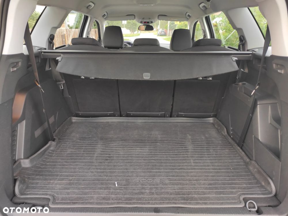 Peugeot 5008 1.2 PureTech Active S&S EAT8 - 19