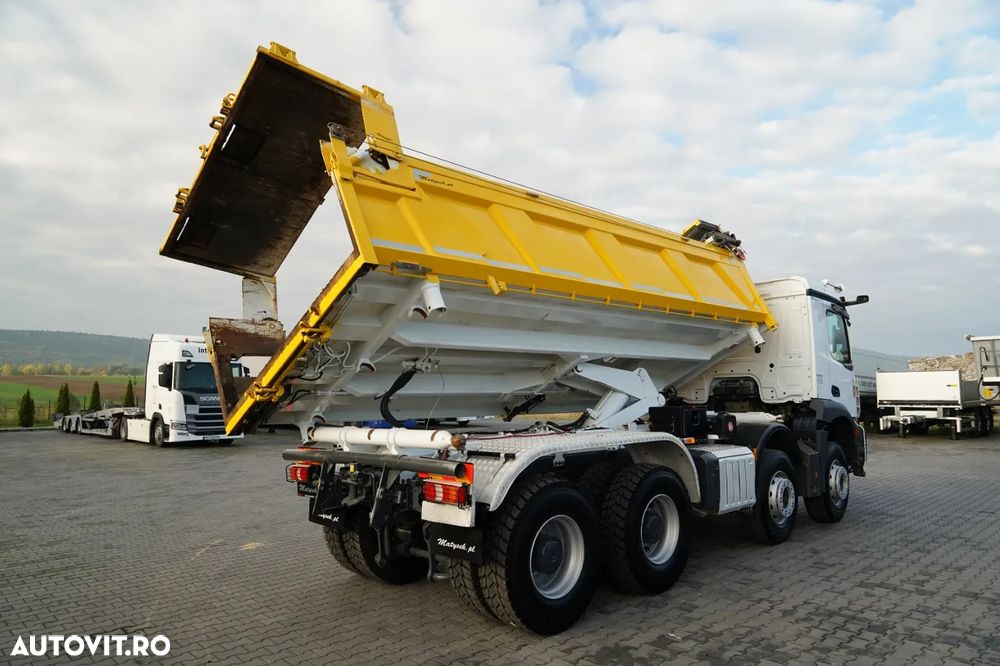 Mercedes-Benz AROCS 3243 / 8x4 / BASCULĂ DUBLU 6,2 M / HAYON HIDRODOXY / CLAPETĂ HIDRODOXY / AUTOMATĂ / ANVELOPE 100% / EURO 6 / 2021 - 9