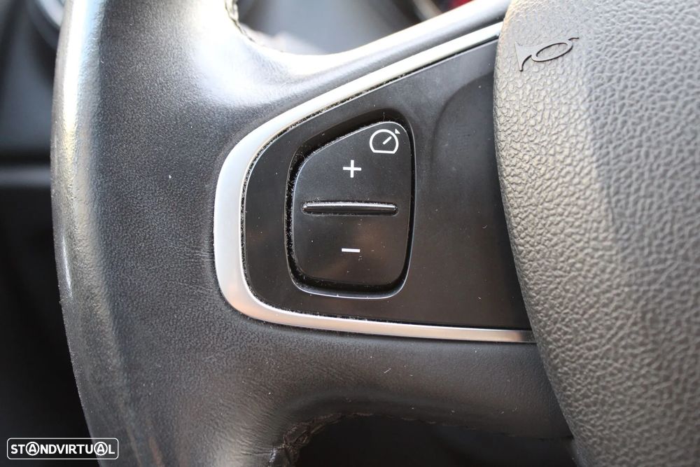 Renault Captur ENERGY TCe 120 EDC LIMITED - 10