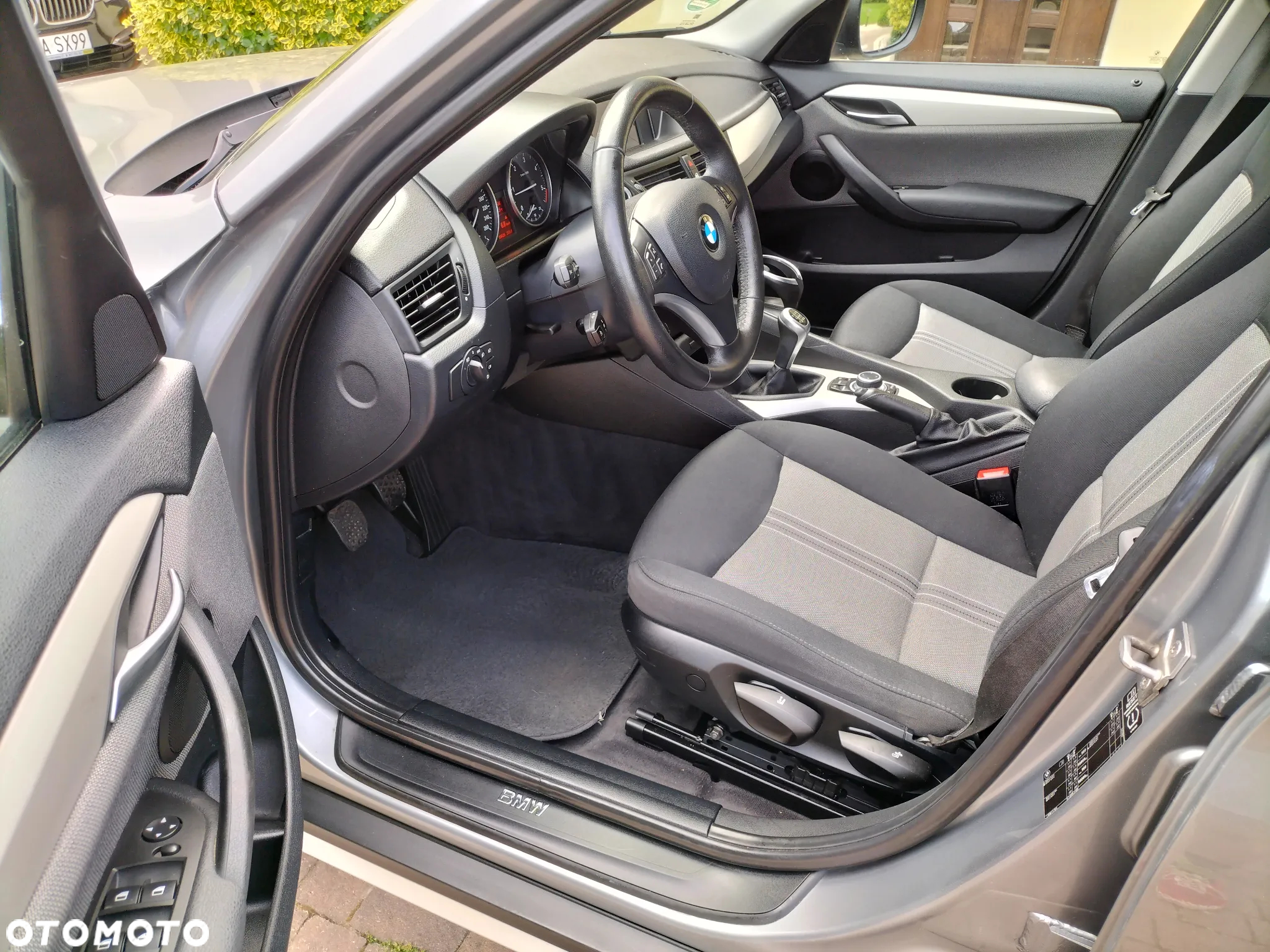 BMW X1 sDrive18d - 13