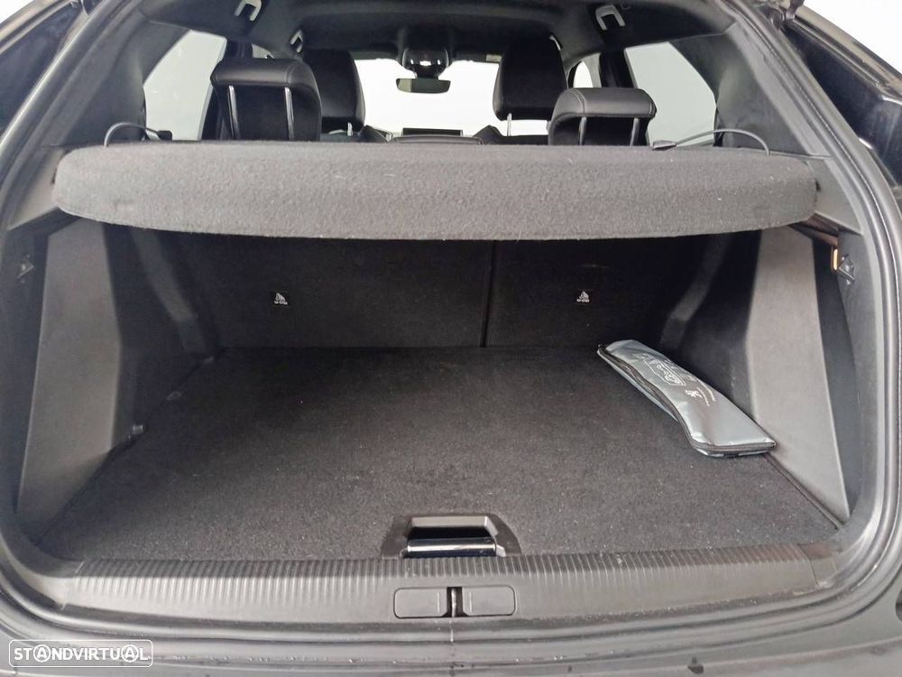 Peugeot 2008 1.2 PureTech GT - 6