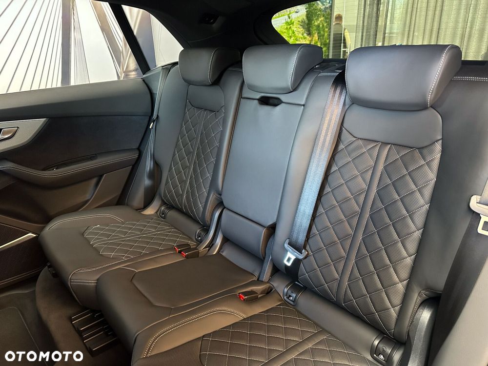 Audi SQ8 - 39