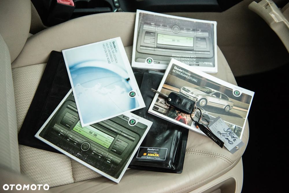 Skoda Octavia 1.9 TDI DSG Elegance - 37