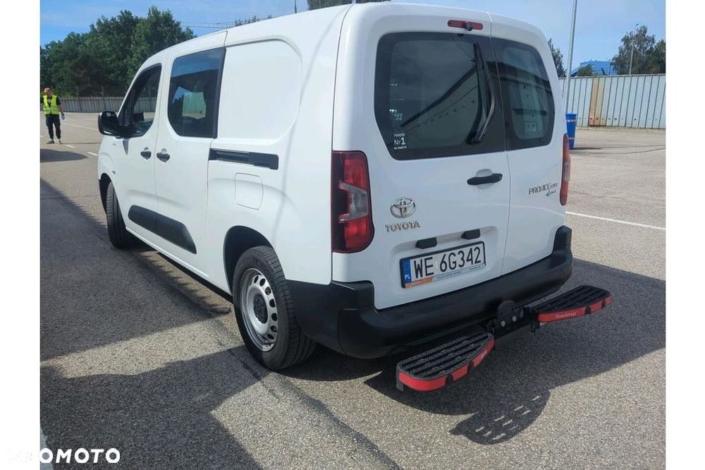 Toyota ProAce 1.2 D-4t 130KM A/t Long Furgonbrygactive - 4