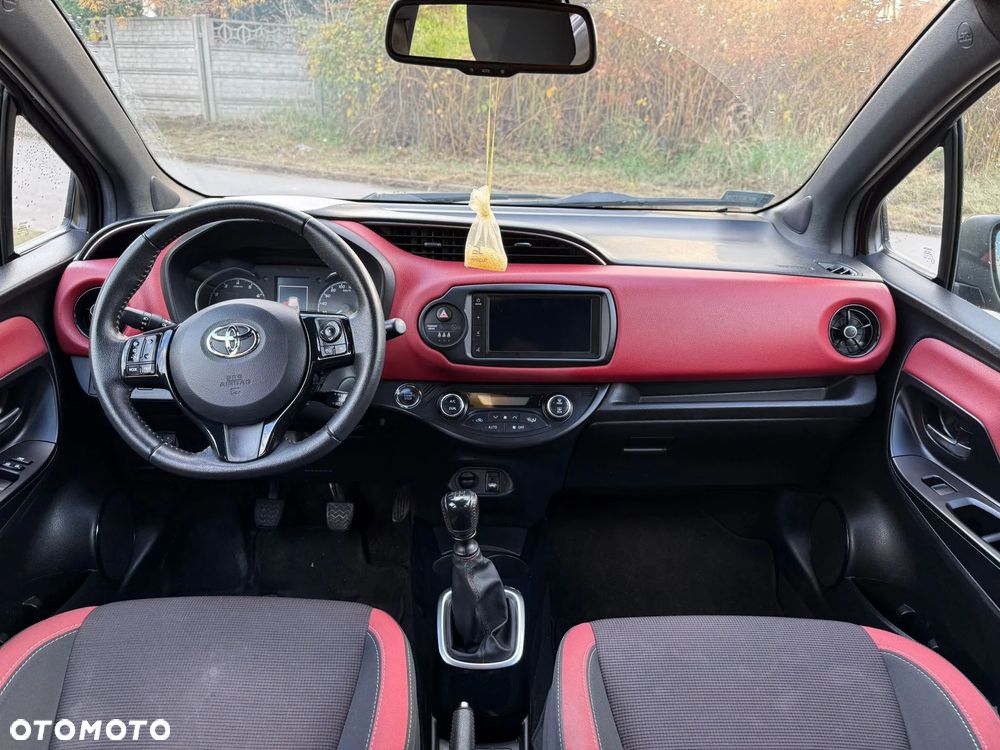 Toyota Yaris 1.5 Selection - 9