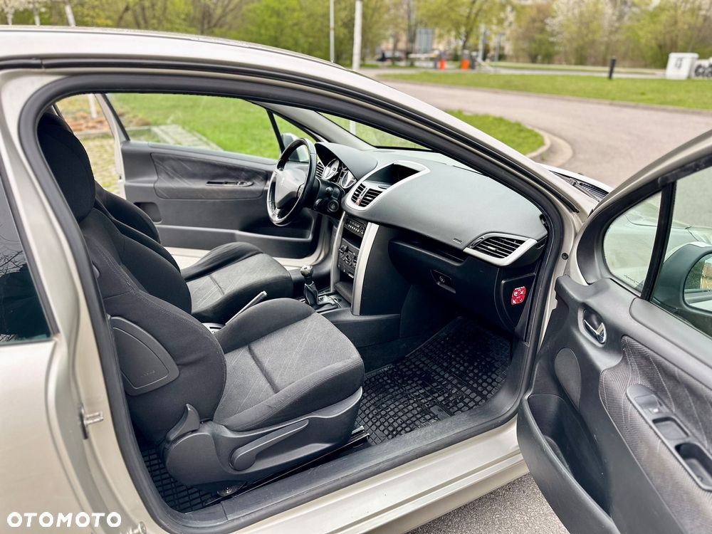 Peugeot 207 120 Sport - 9