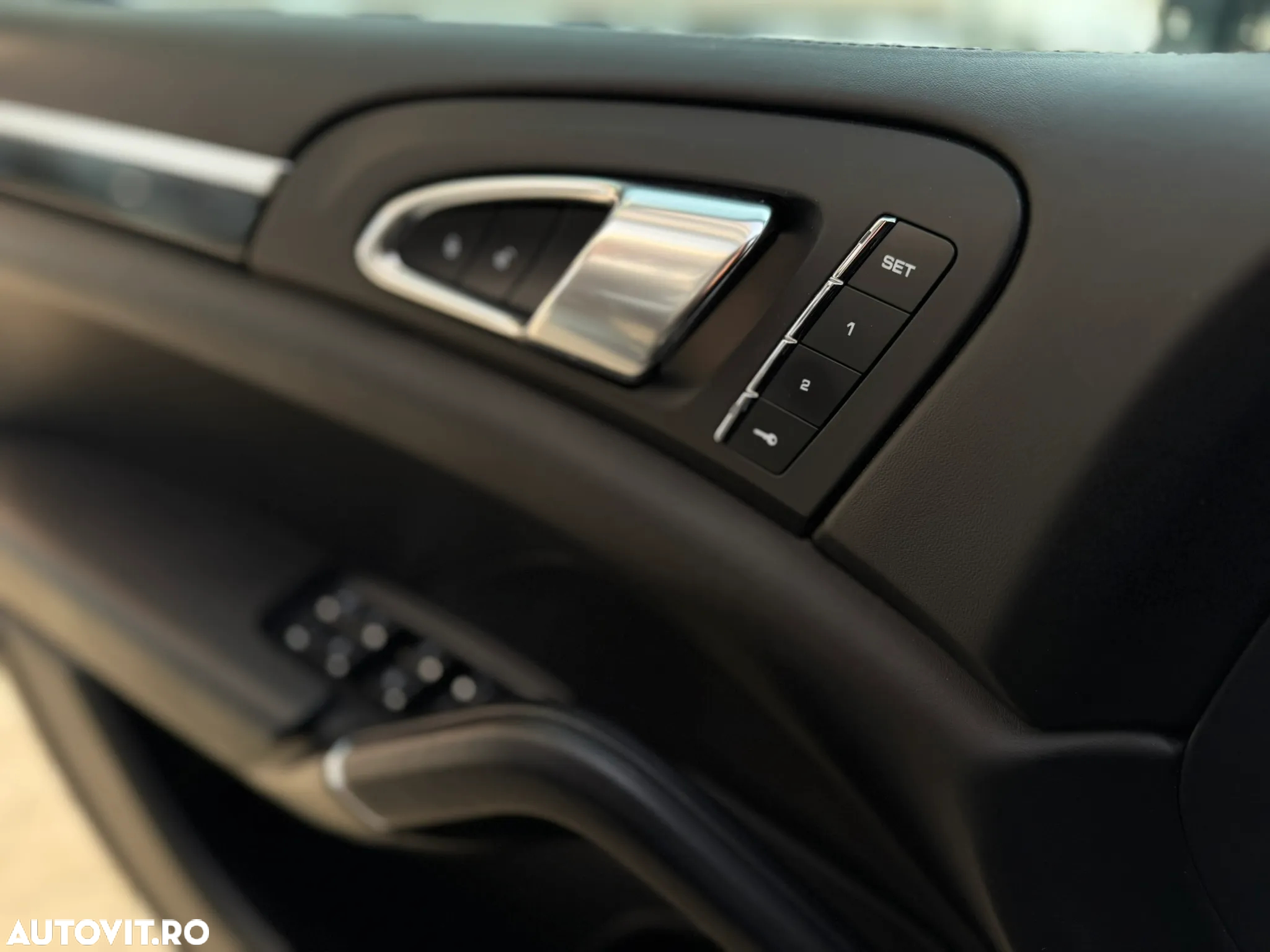Porsche Cayenne - 19