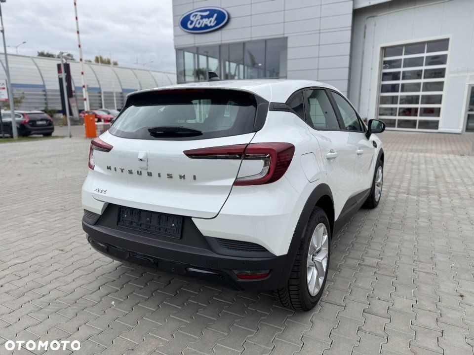 Mitsubishi ASX - 3