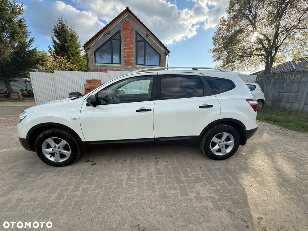 Nissan Qashqai+2 - 32