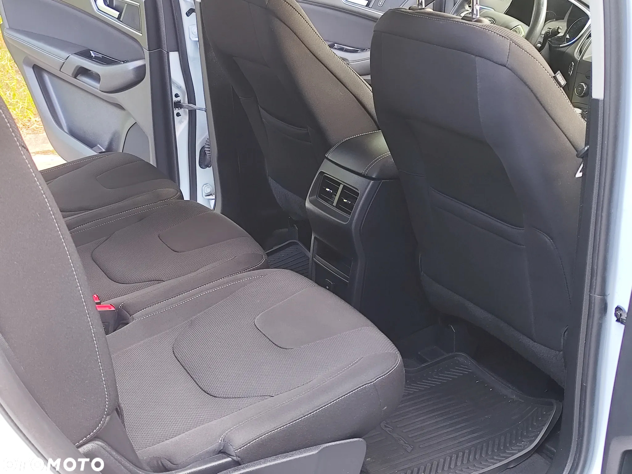 Ford S-Max 2.0 TDCi Titanium PowerShift - 16