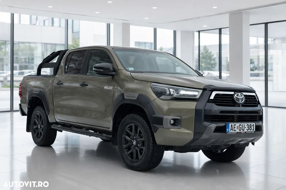 Toyota Hilux 2.8D 204CP 4x4 Double Cab AT Invincible Color Edition - 1