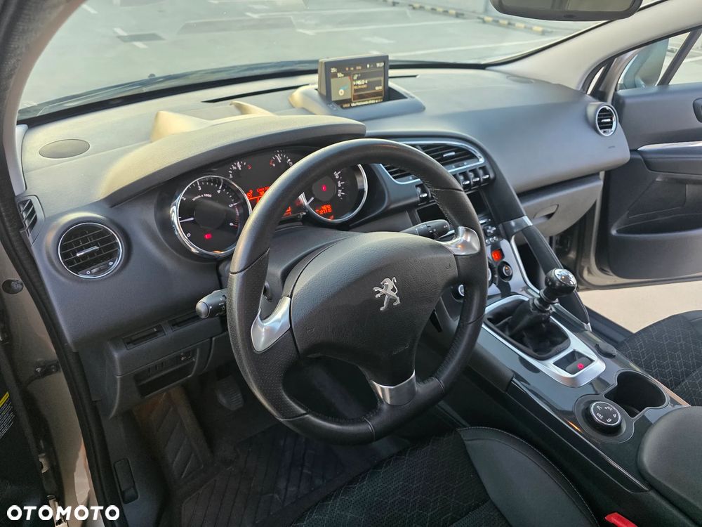 Peugeot 3008 HDi FAP 150 Allure - 10
