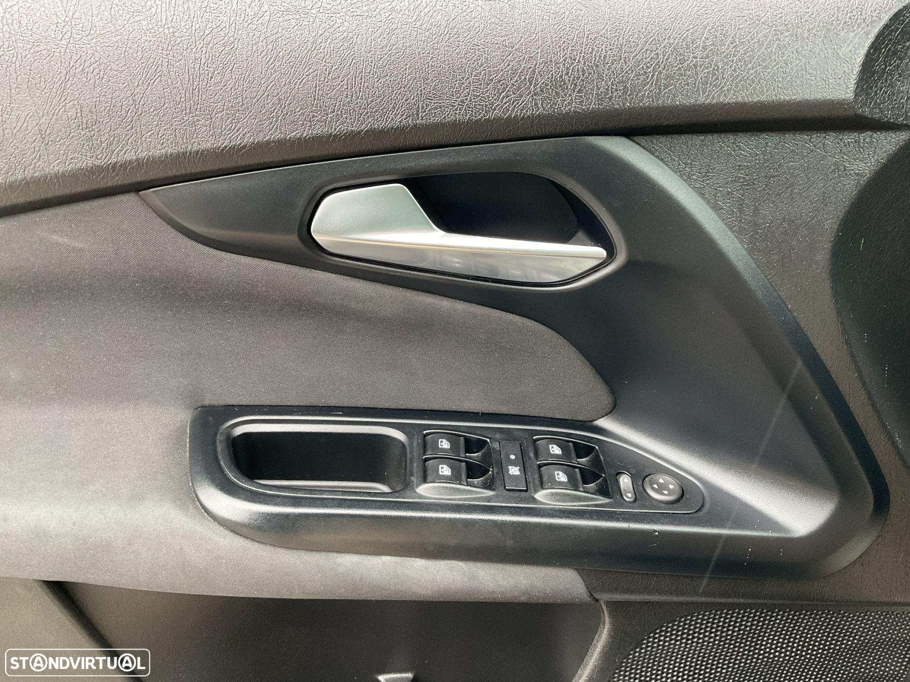 Fiat Tipo Sedan 1.6 M-Jet Easy - 18