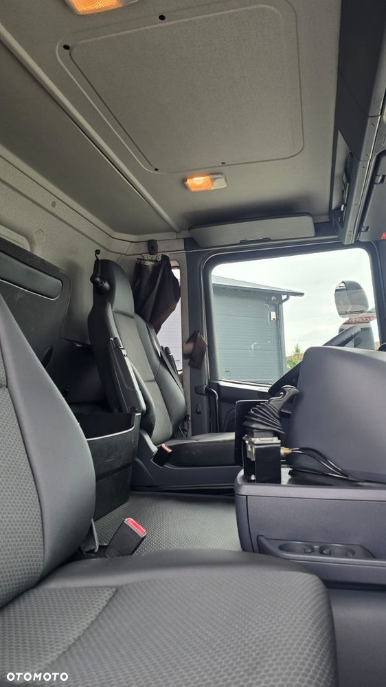 Scania G410 Euro 6  bez EGR 4x2 chłodnia full air kurierka rama do zabudowy import Szwajcaria piękny stan! - 35