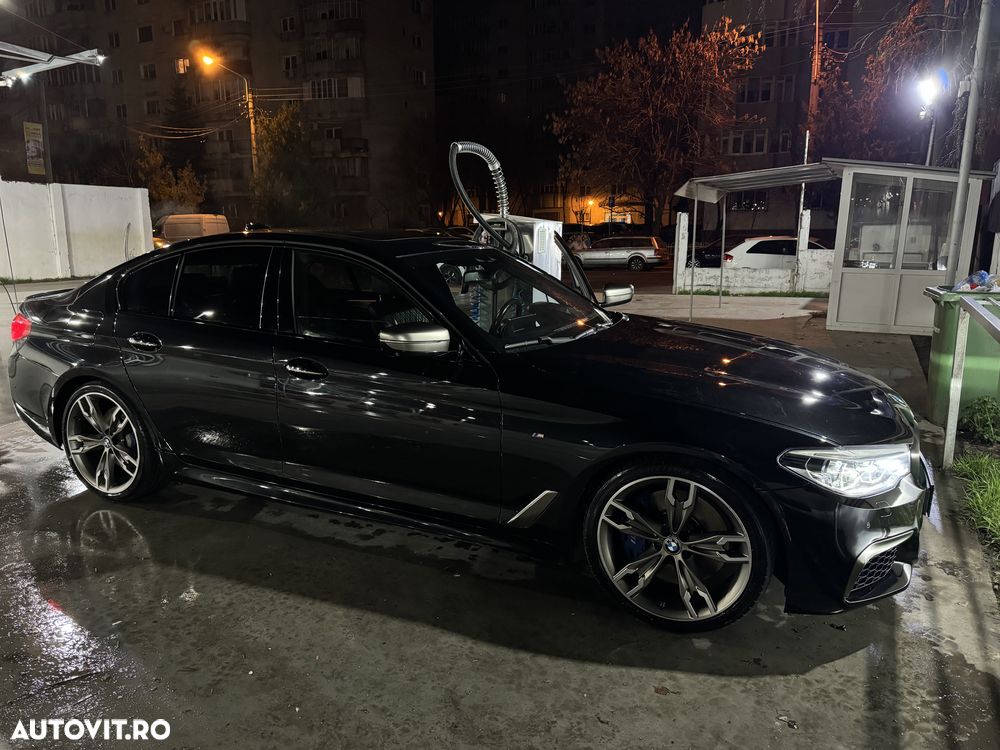 BMW M5 550i xDrive - 1