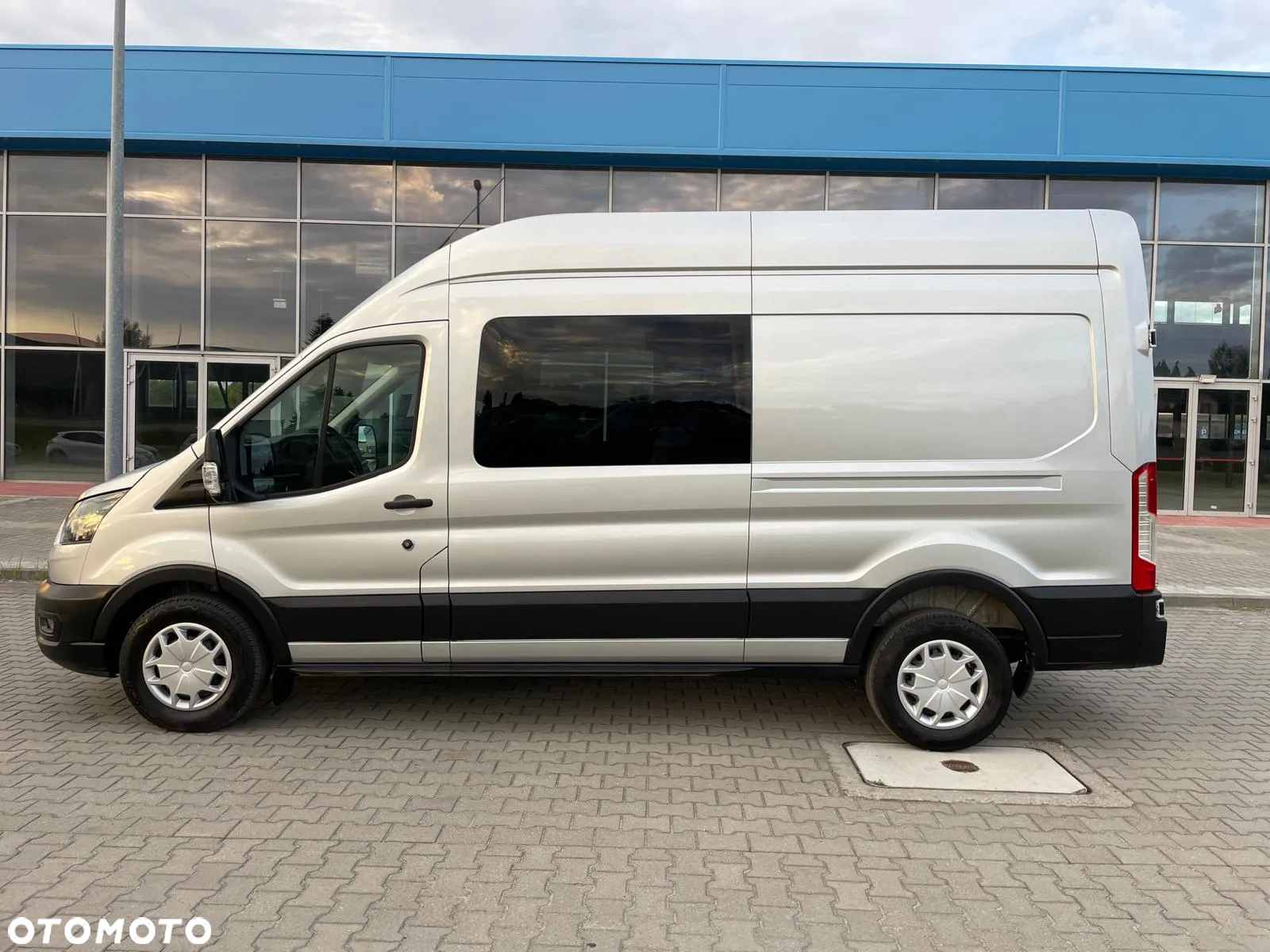 Ford Transit - 4