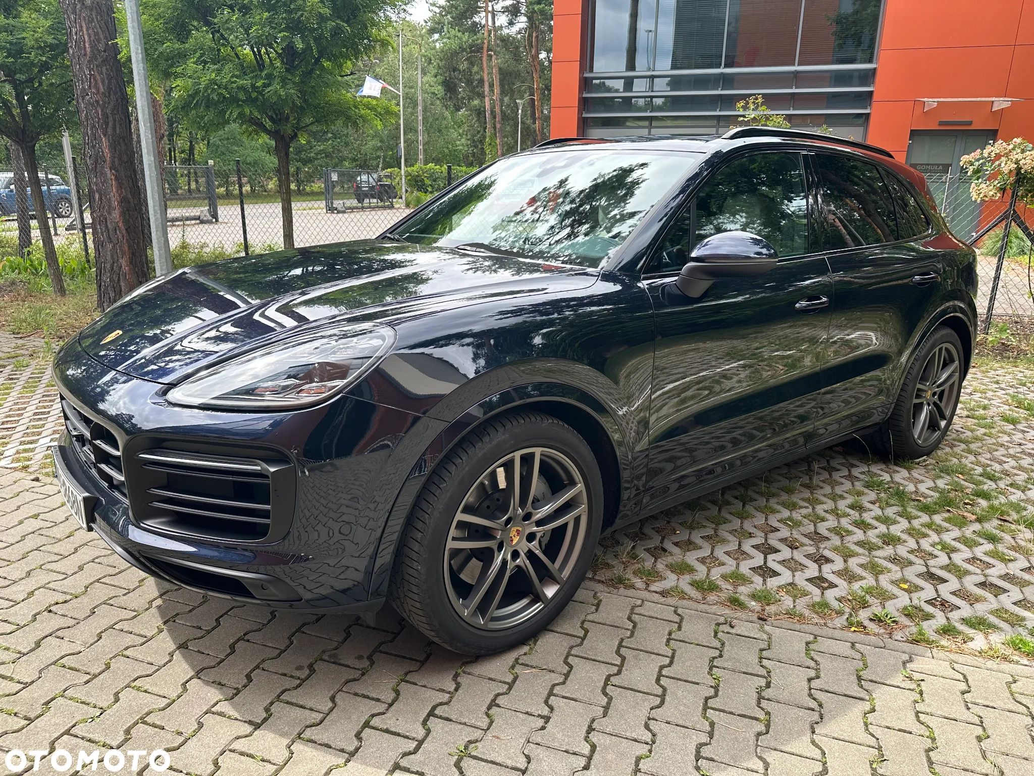 Porsche Cayenne S - 1