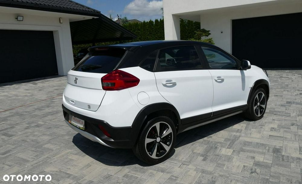 Volkswagen T-Roc - 5