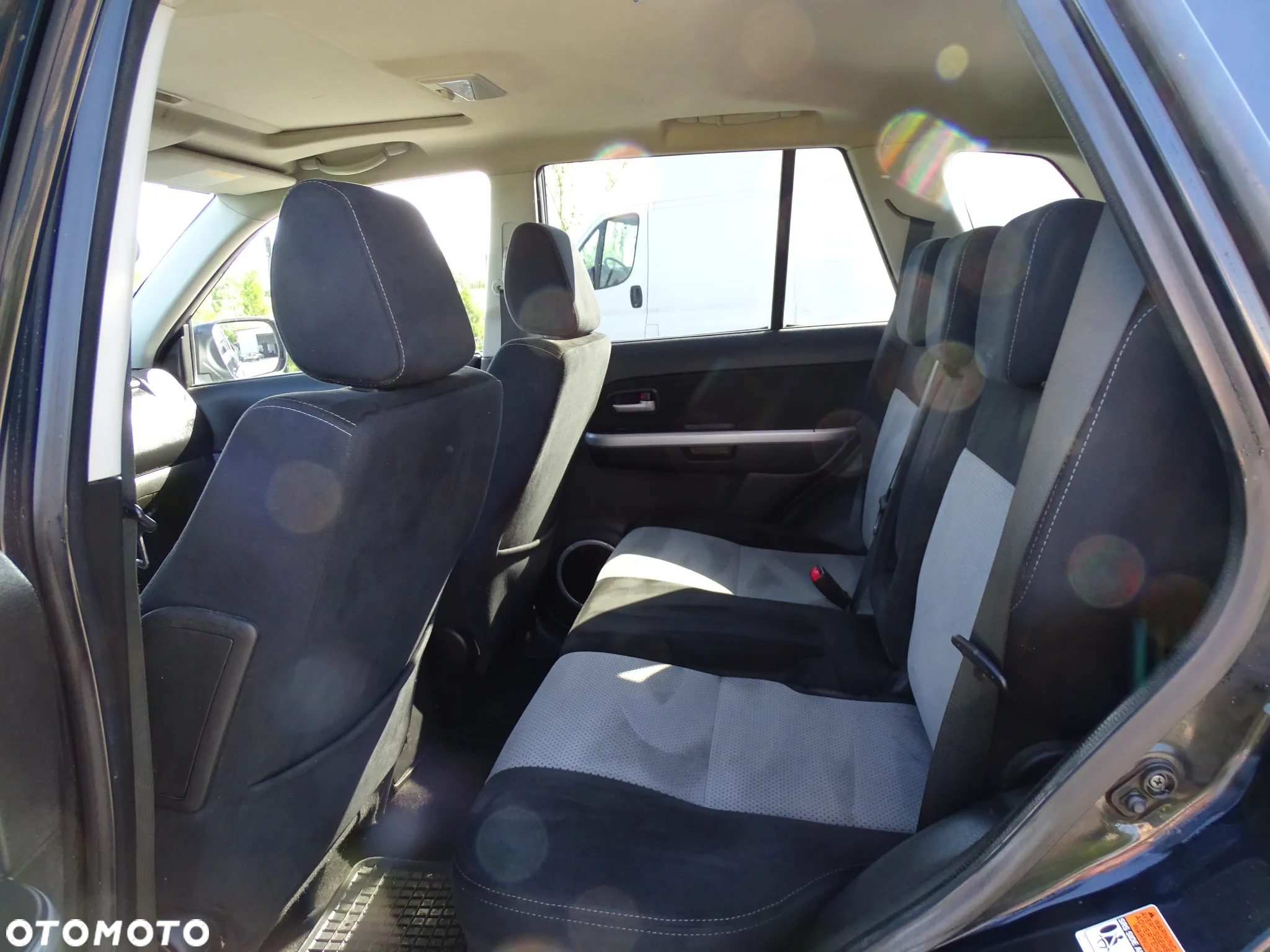Suzuki Grand Vitara 1.9 DDiS 20th Anniversary - 24