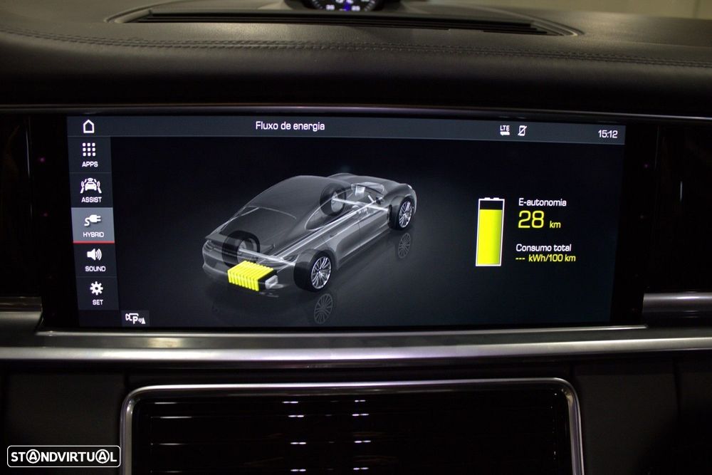 Porsche Panamera 4 E-Hybrid - 53