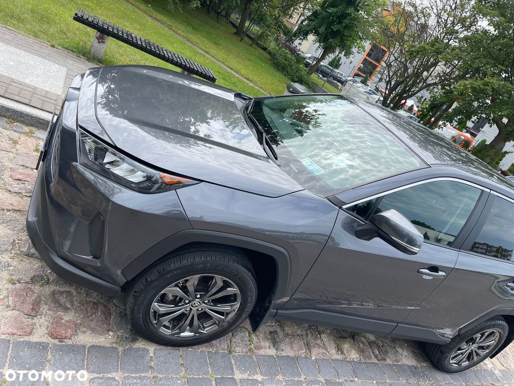 Toyota RAV4 - 4