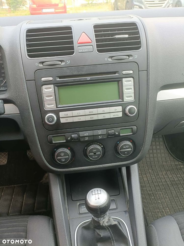 Volkswagen Golf 1.9 TDI Trendline - 11