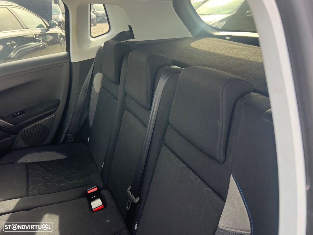 Peugeot 2008 1.2 PureTech Style - 27