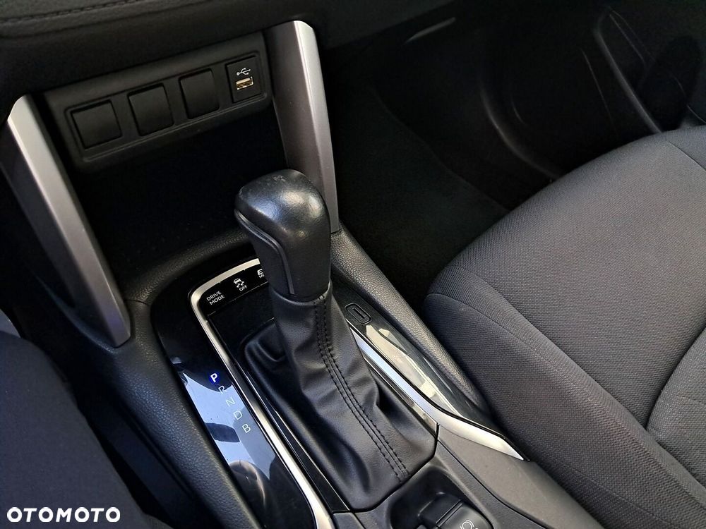 Toyota Corolla Cross 2.0 Hybrid Comfort - 25