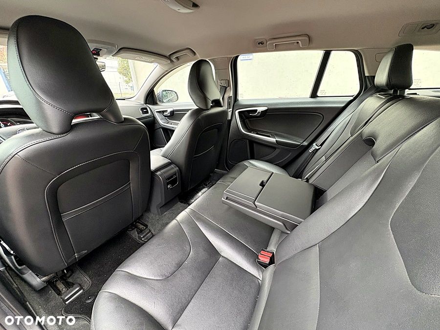 Volvo V60 D2 Drive-E Summum - 17