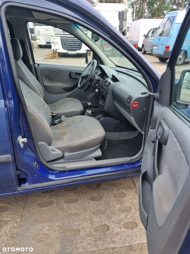 Opel Combo Tour - 9