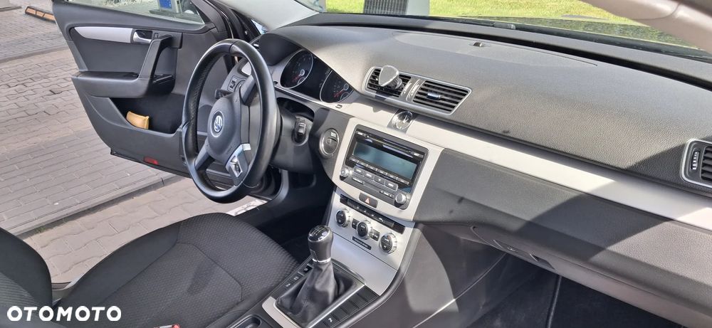 Volkswagen Passat 1.4 TSI Trendline - 4