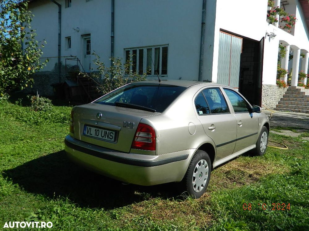 Skoda Octavia Tour 1.6 - 4