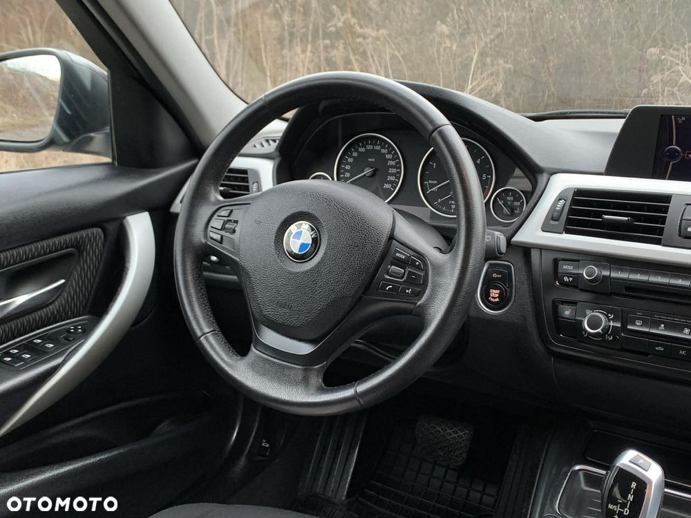 BMW Seria 3 - 16