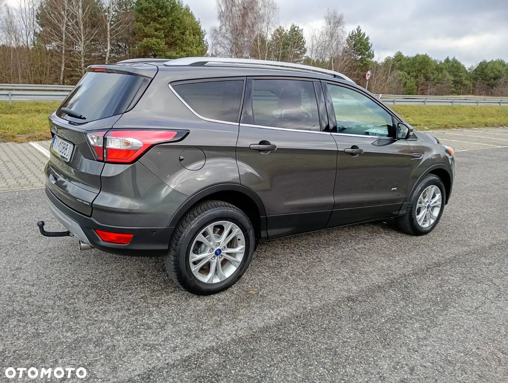 Ford Kuga 2.0 TDCi 4x4 Titanium - 3