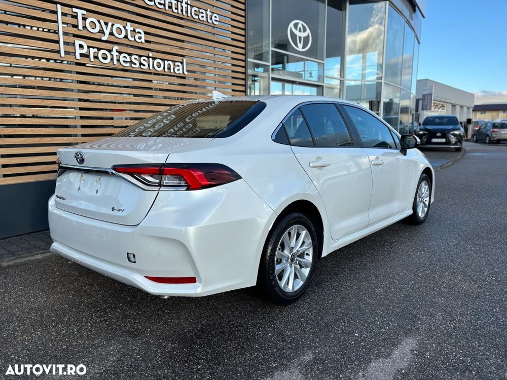 Toyota Corolla 1.8 HSD Business - 3