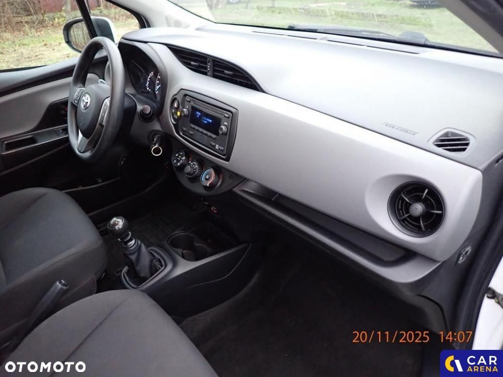 Toyota Yaris 1.5 Active - 26
