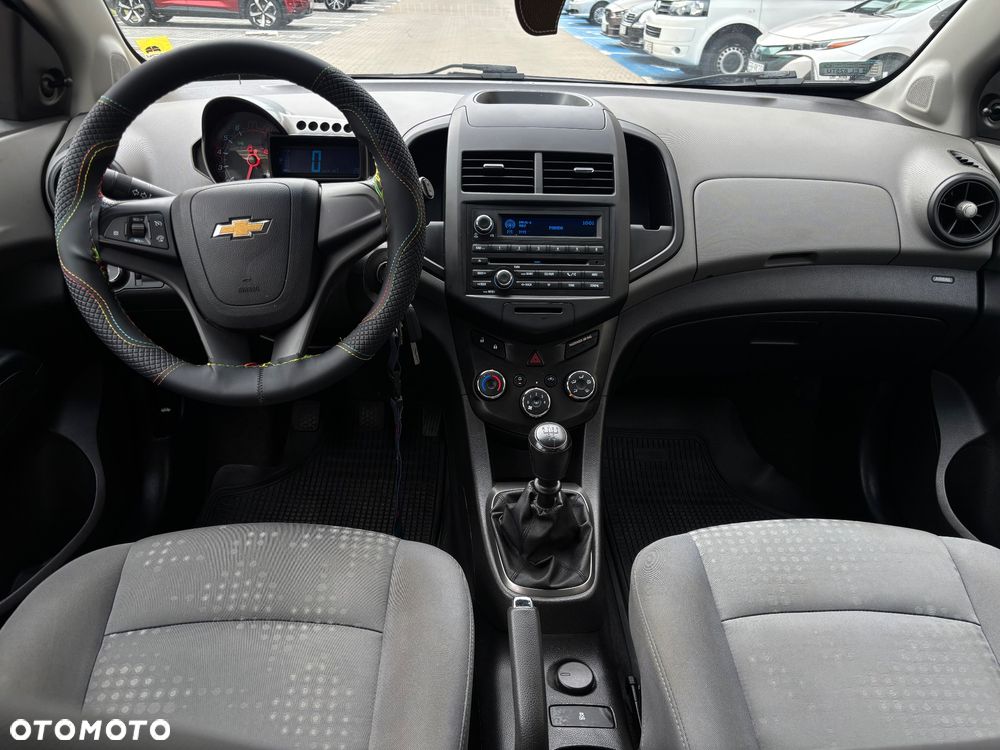 Chevrolet Aveo - 15