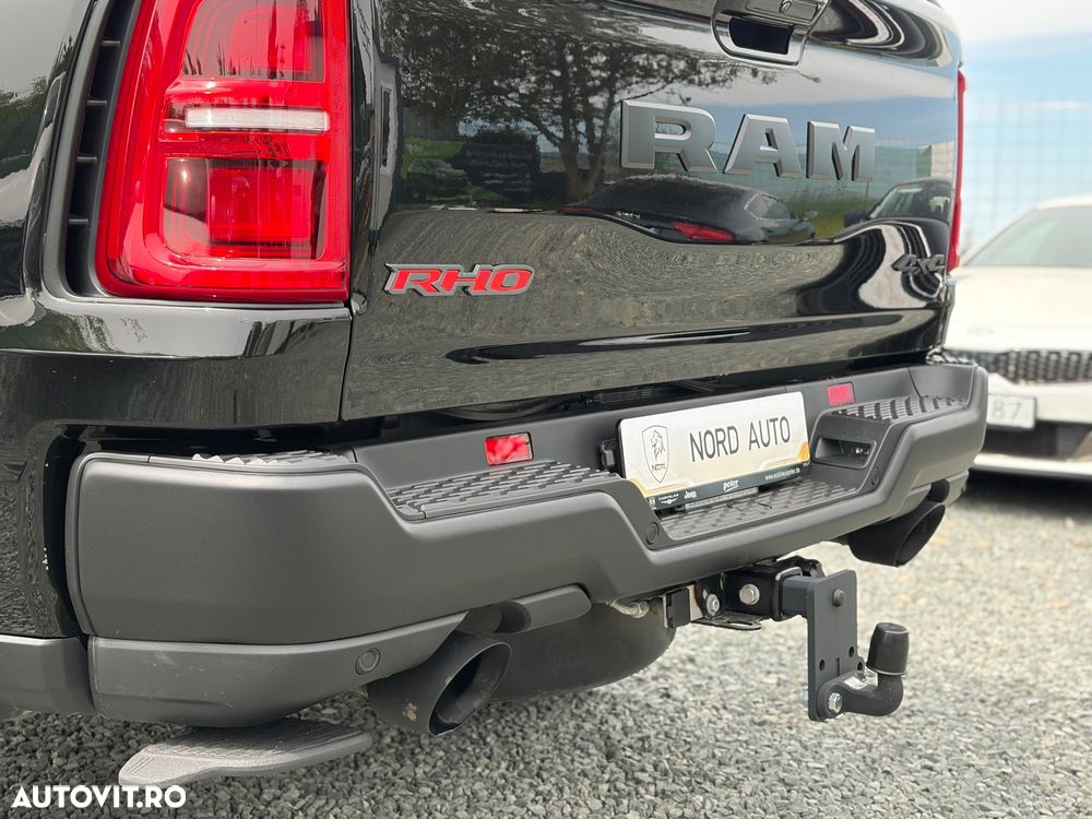 Dodge RAM - 12