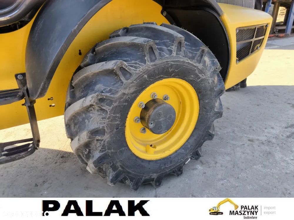New Holland Ładowarka  NEW HOLLAND  W 80 C , 2015 rok,NOWE OPONY - 16
