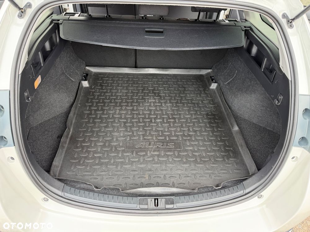 Toyota Auris - 24