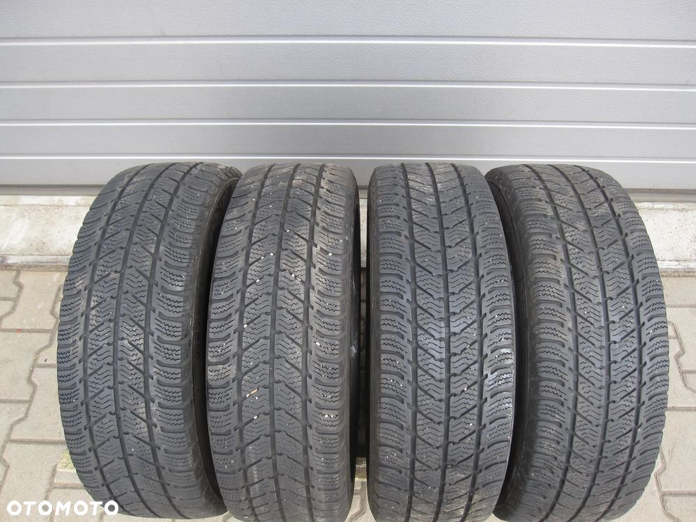 Opony zimowe Semperit Van-grip 3 215/60R17C 4szt - 2