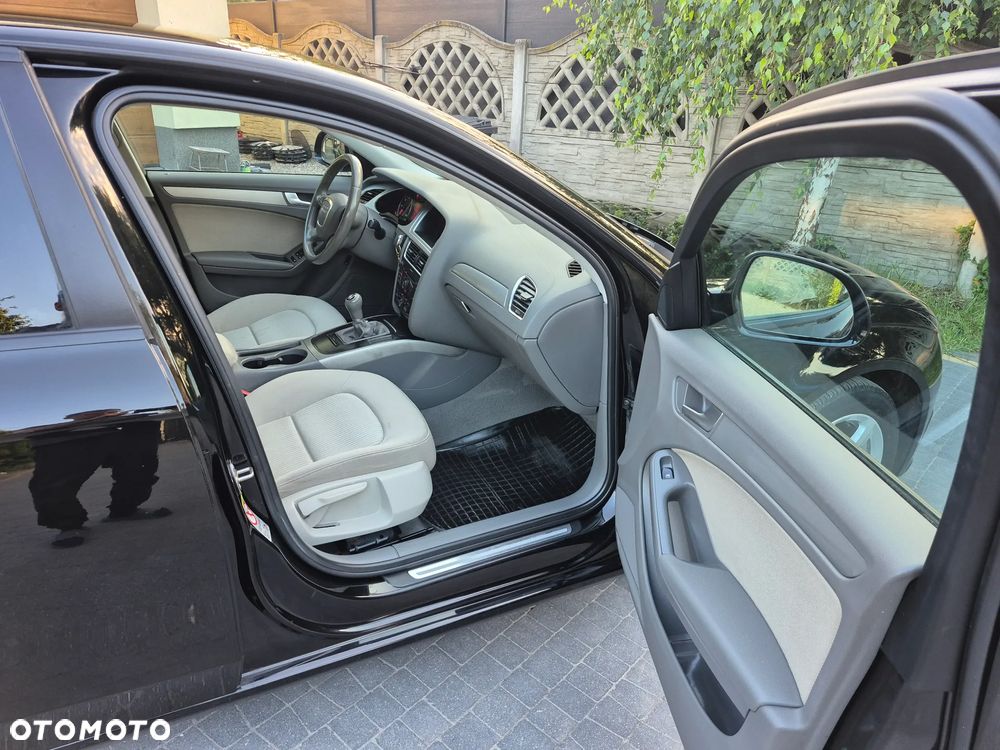 Audi A4 Limousine 2.0 TDI DPF Ambition - 9