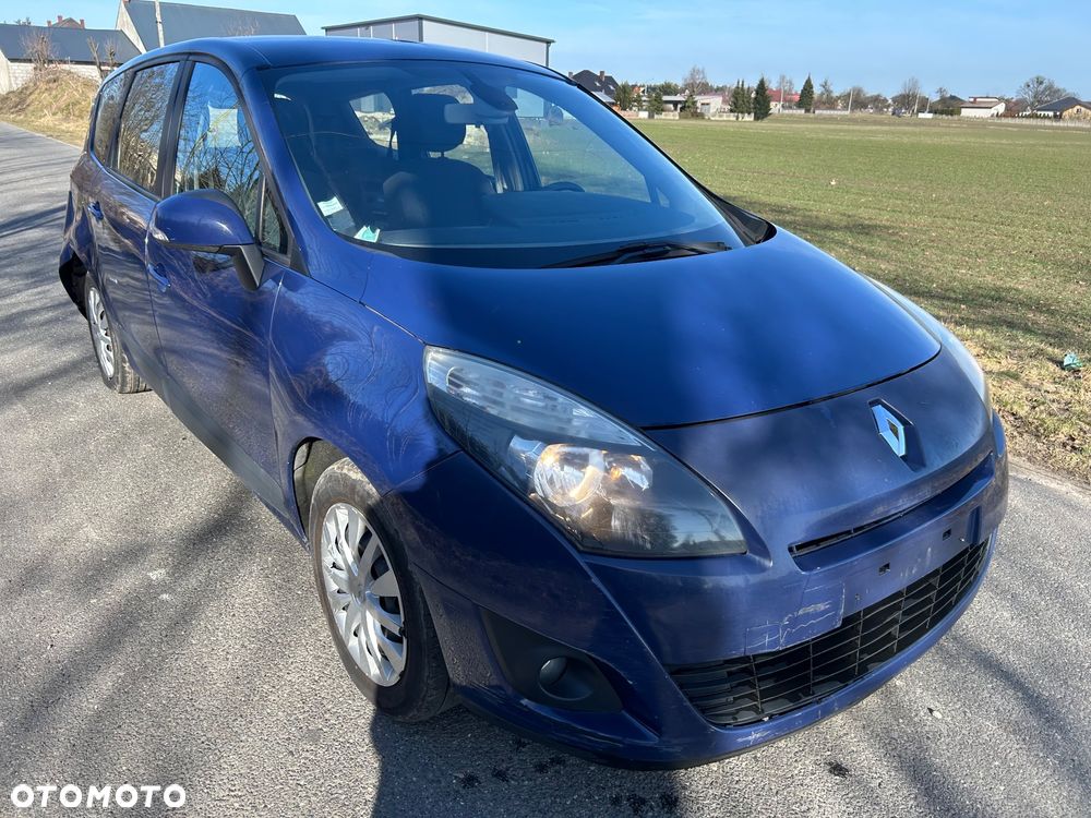 Renault Grand Scenic - 4