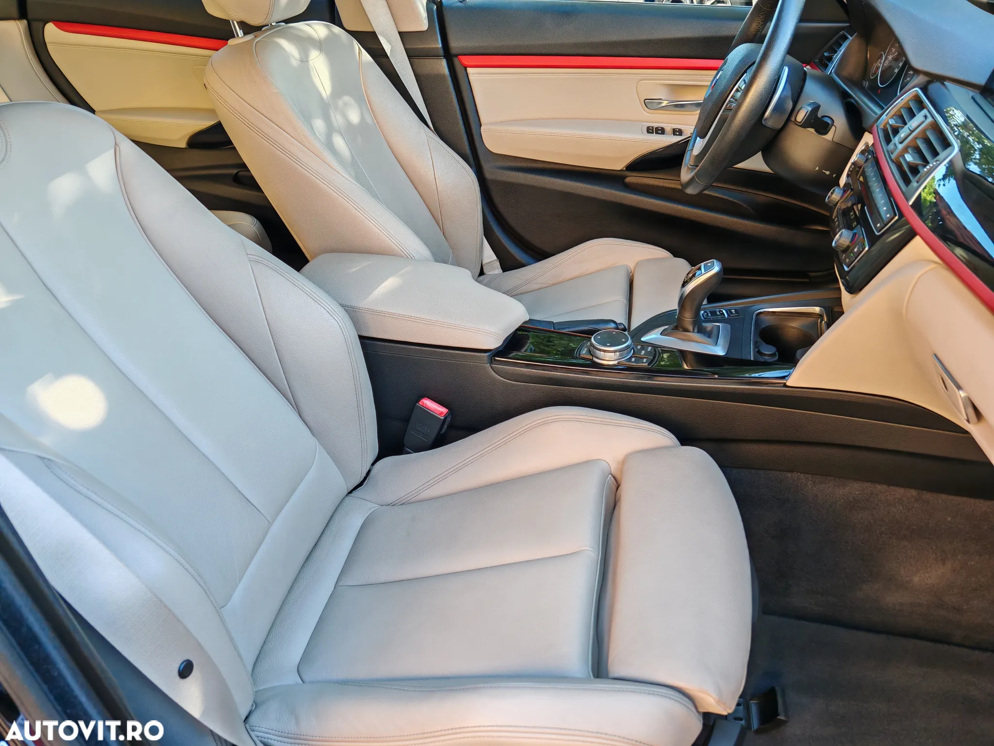 BMW Seria 3 320d Aut. Sport Line - 24