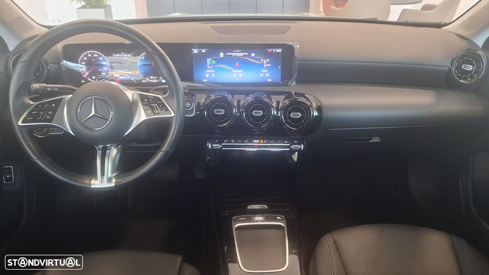 Mercedes-Benz A 250 e - 10