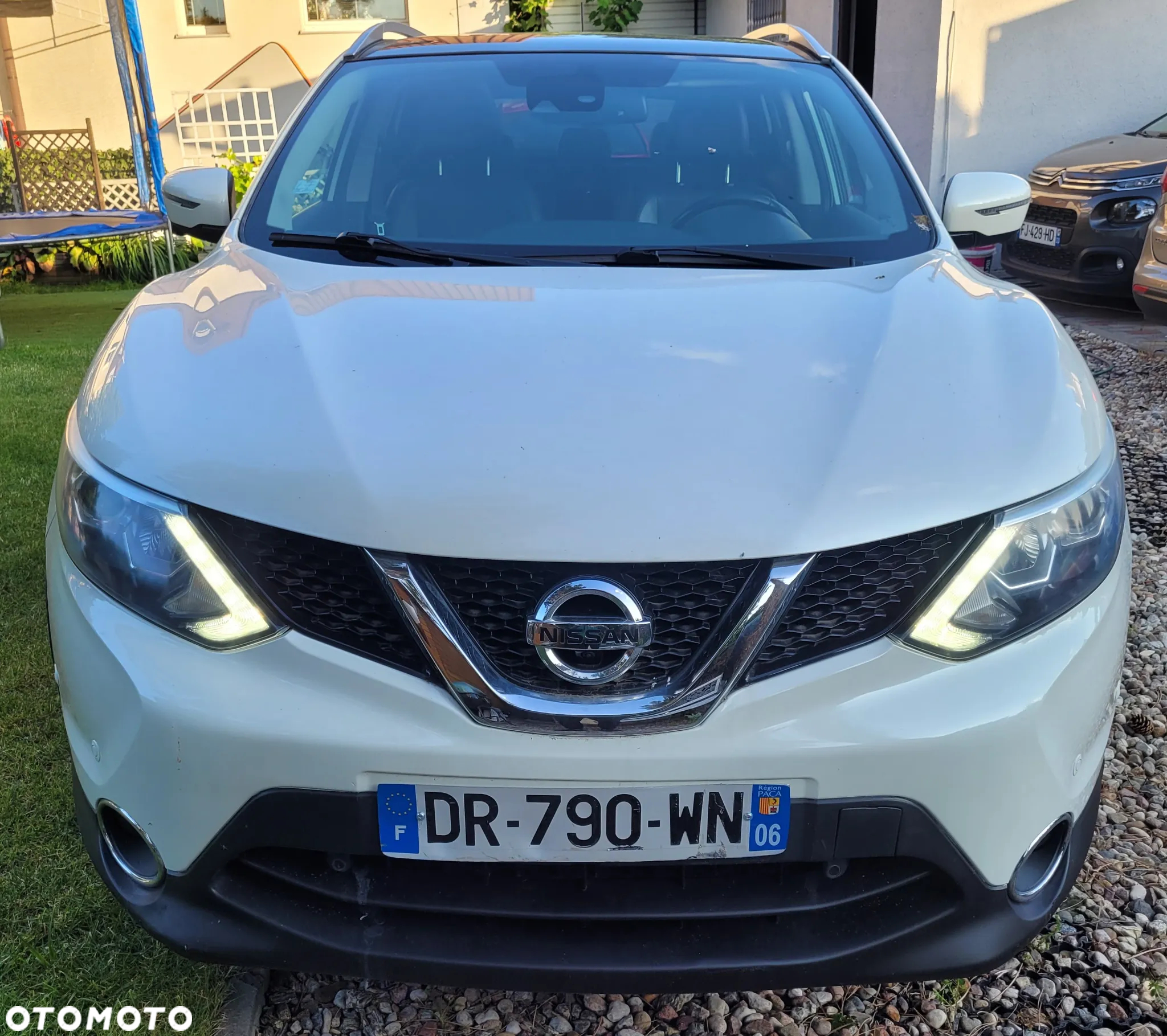 Nissan Qashqai 1.5 dCi Tekna - 4