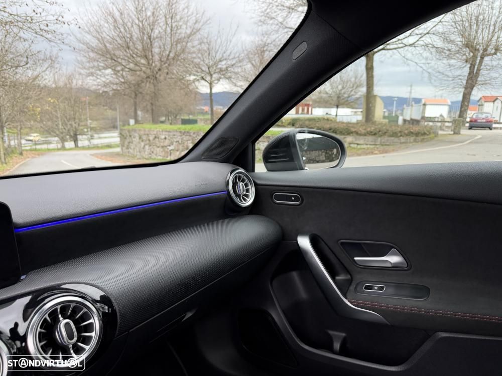 Mercedes-Benz A 250 e 8G-DCT Edition AMG Line - 28