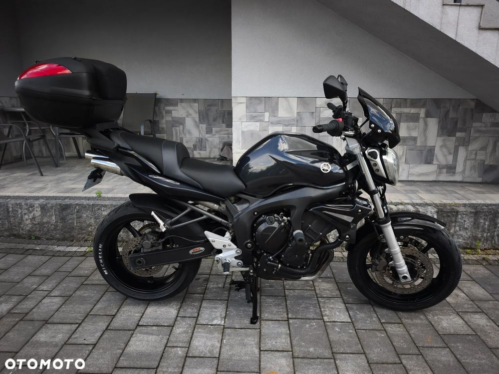 Yamaha FZ6 - 1